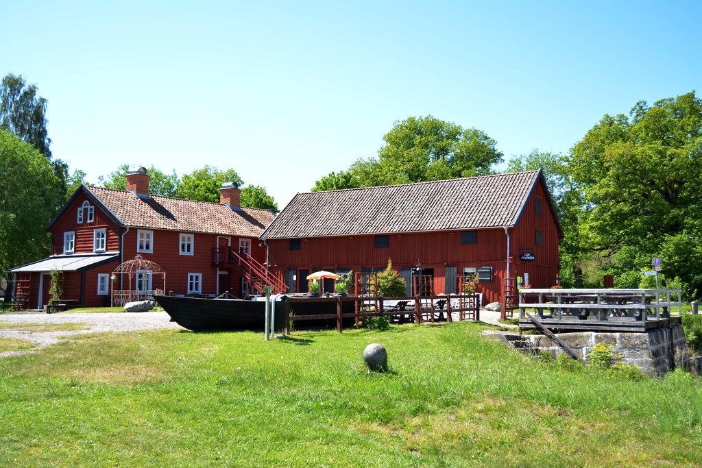 Mallboden Cafe & Vandrarhem Motala Exterior foto